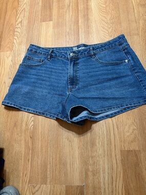 No Boundaries Blue Women's Denim Cutoff Shorts